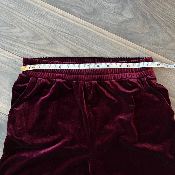 Naked Wardrobe Velvet Touch Set in Burgundy - Picture 5 of 7